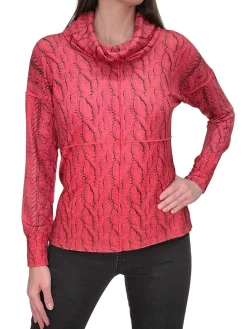 Buttery Soft Ruby Cowl